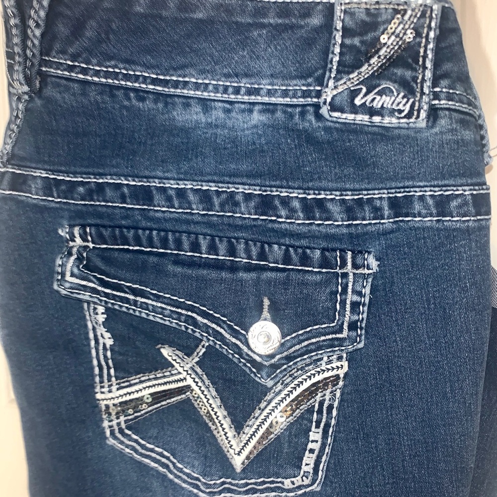 Brand new Vanity Capris